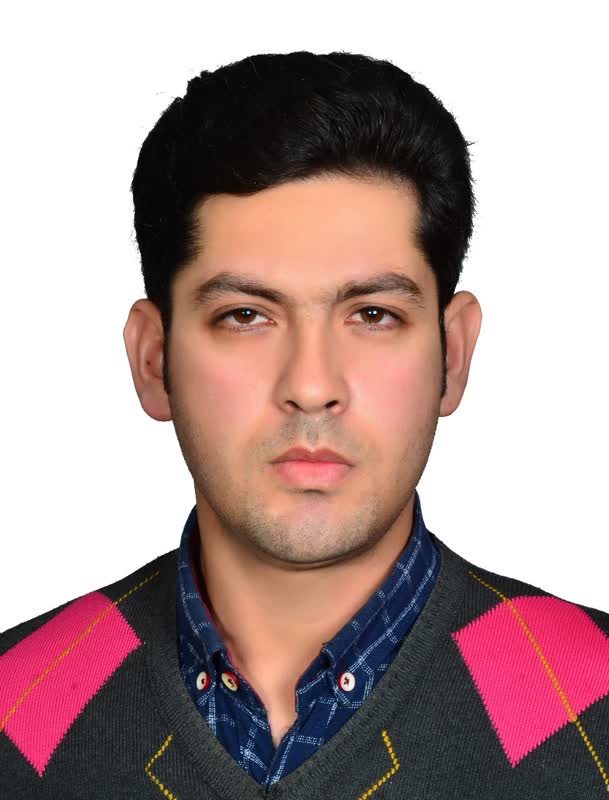 روح االله کاوش مدیرمجموعه فیروزه دوریتا