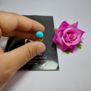 انگشتر  مردانه مزین به  فیروزه نیشابوری